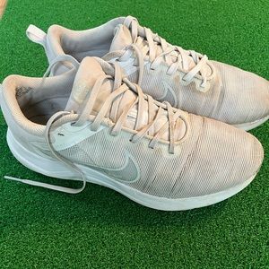 Nike Down Shifter 12 Size 8.5